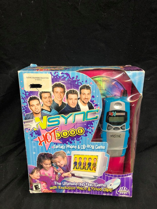 Téléphone et jeu CD-ROM N'Sync