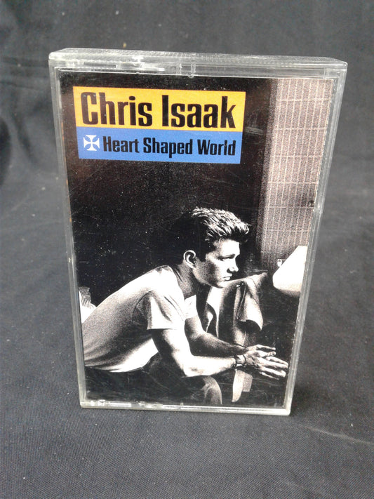 Cassette Chris Isaak Heart shaped world
